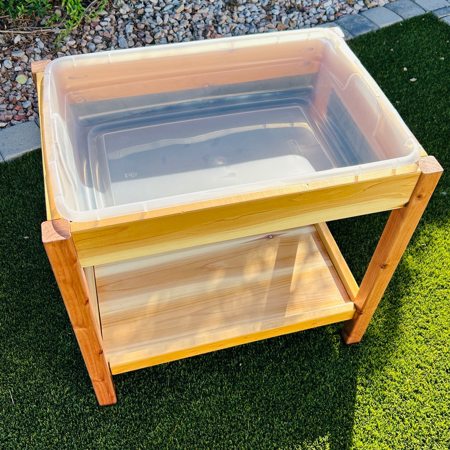 Outdoor Sensory Table with Shelf- 28 qt