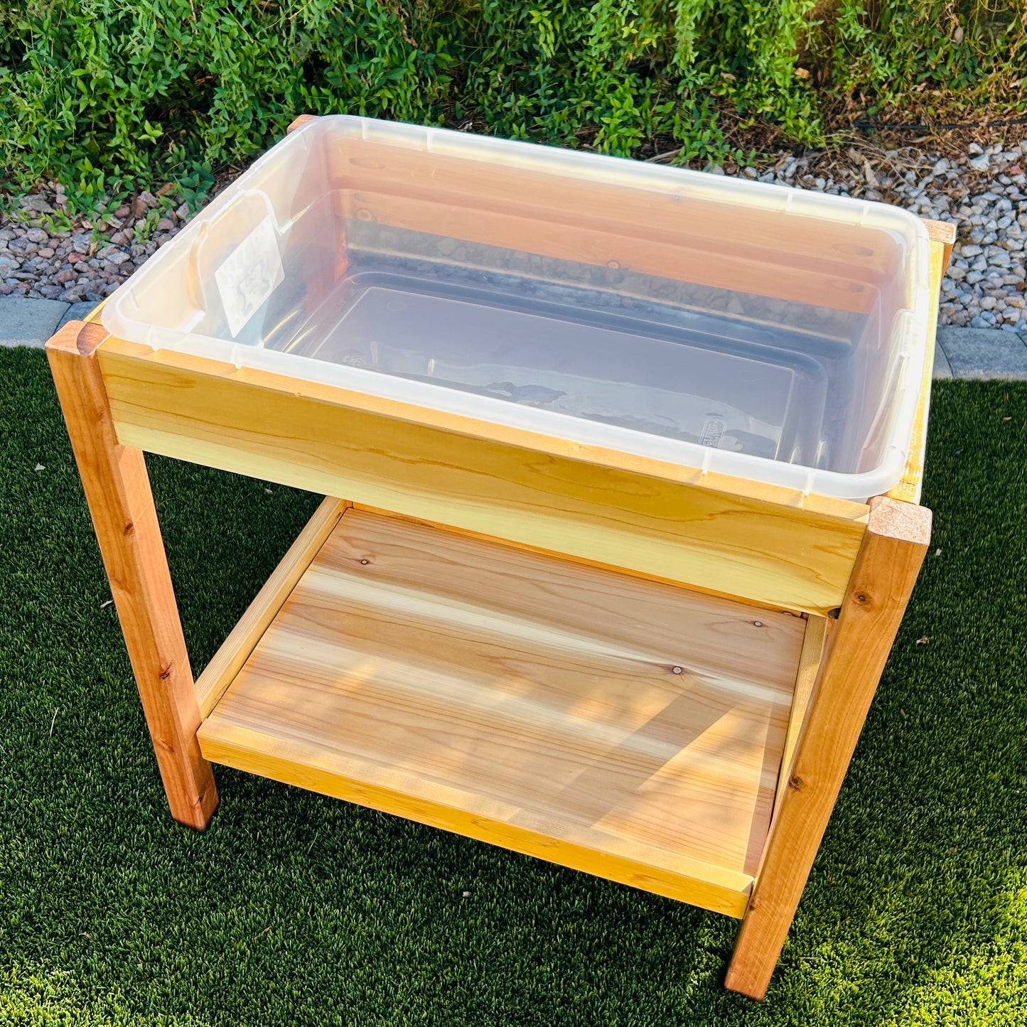 Outdoor Sensory Table with Shelf- 28 qt